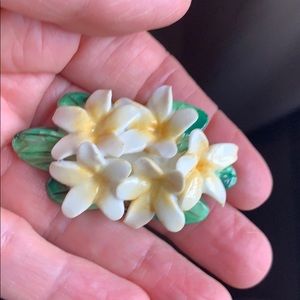 Artone bone China brooch